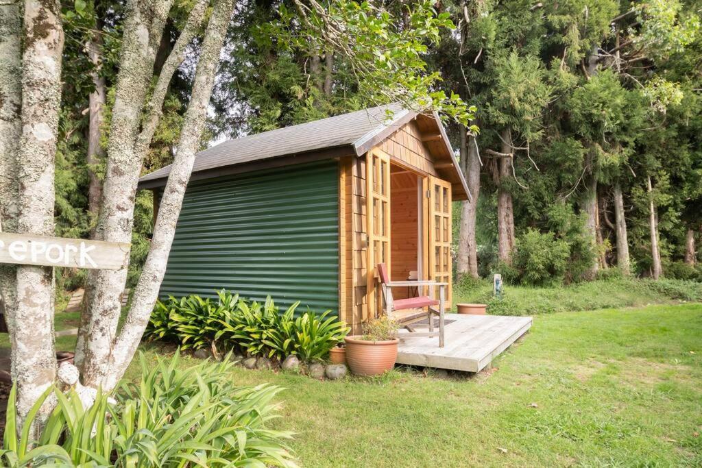 Tui Ridge Eco Cabins Aongatete Exterior foto